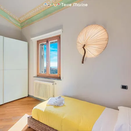 Bianca, Terre Marine Villa La Spezia