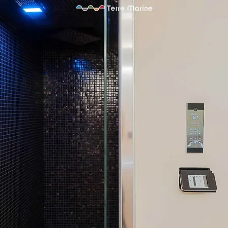 Bianca, Terre Marine Βίλα